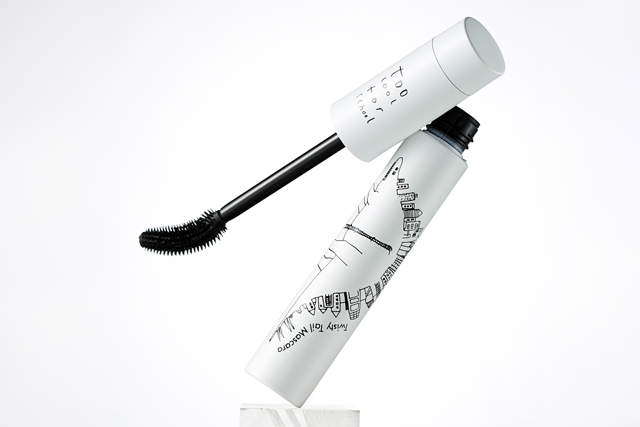 Dinoplatz, Twisty Tail Mascara. ¿Puede este cepillo que se dobla actuar en las pestañas cortas?